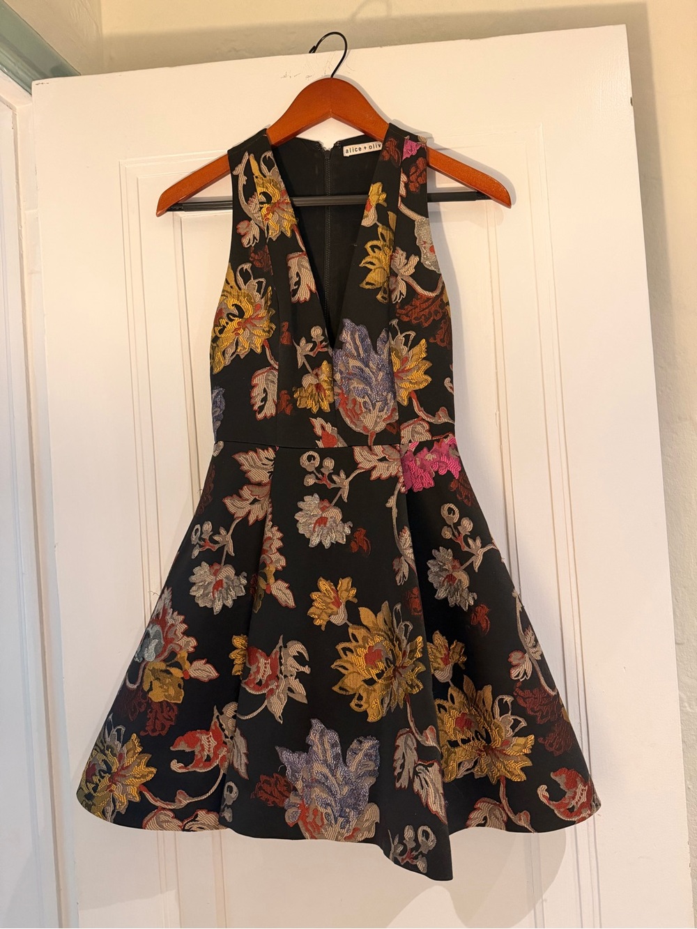 Alice + Olivia Black One-Shoulder Fit-and-Flare Dress with Multicolor Floral